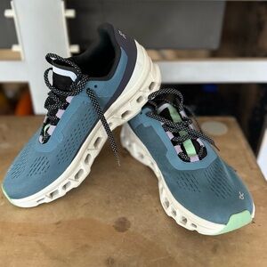 On Cloud Running Cloud Monster